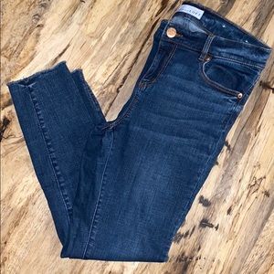 Barely worn LOFT skinny’s!!! Dark blue!!